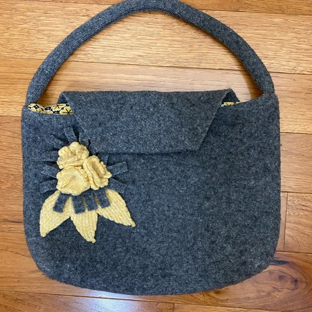 Handmade Felted Wool Shoulder Bag Gray Yellow Floral Lining Cottagecore Purse - Picture 6 of 6